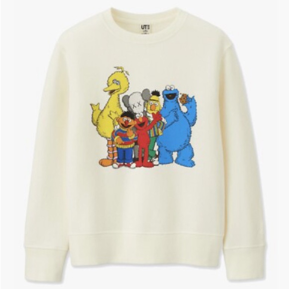 UNIQLO UT x KAWS x SESAME STREET pullover cream small